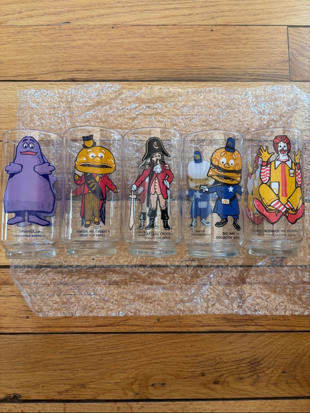 Vintage 1970’s Collector Series Set of 5 McDonalds 16oz glasses.